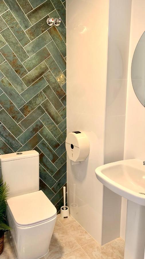 Hostal Sango Sierra De Las Nieves Alozaina Εξωτερικό φωτογραφία