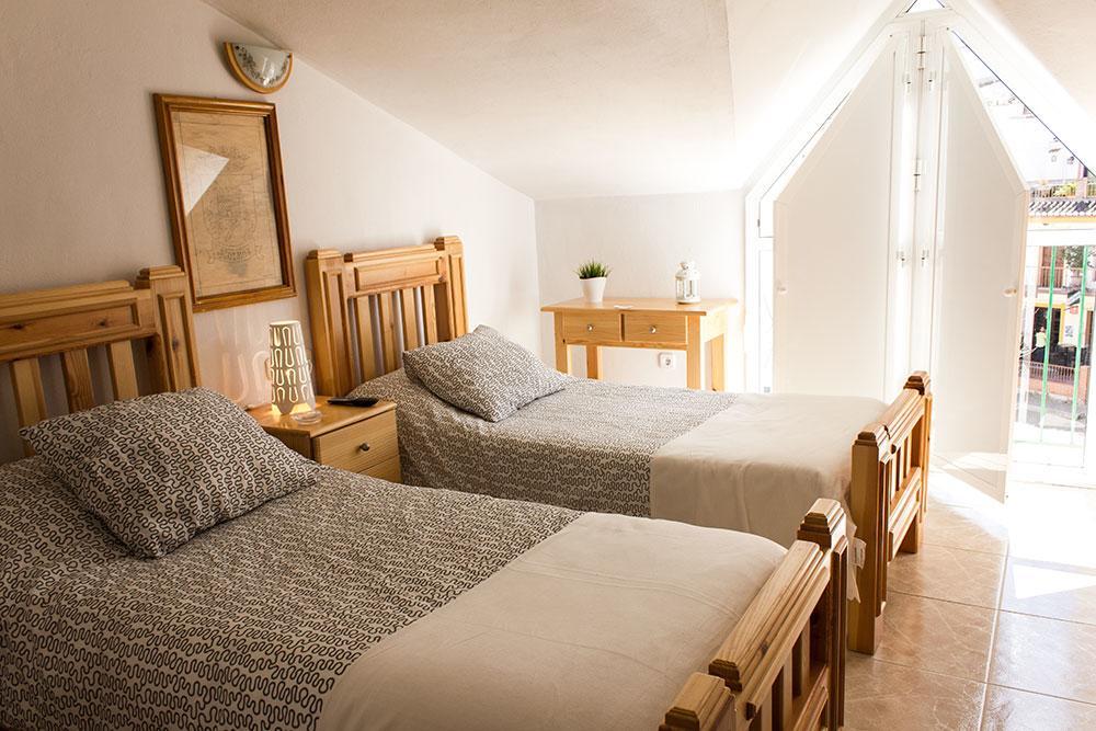 Hostal Sango Sierra De Las Nieves Alozaina Εξωτερικό φωτογραφία